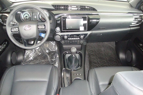 Toyota Hilux 2.8 Cd Srx 177cv 4x2 Automática 2021