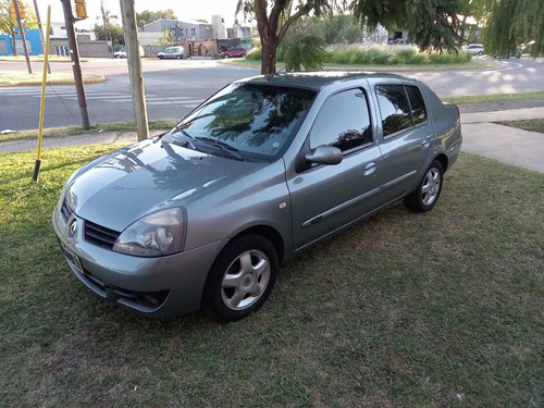 Renault Clio 2006 1.6 Privilege