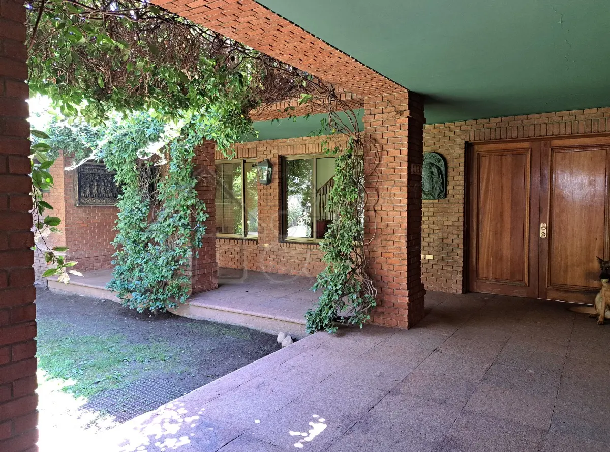 Imagen 2 de 29 de Casa En Venta En Las Pataguas. Salida A 2 Calles.