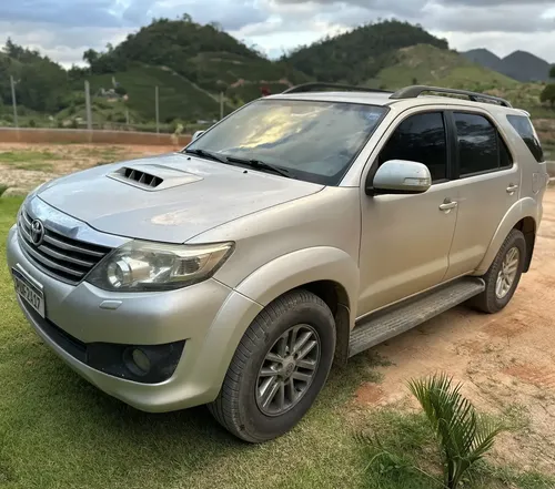 Imagem de Toyota Hilux Sw4 2014 3.0 Srv 7l 4x4 Aut. 5p
