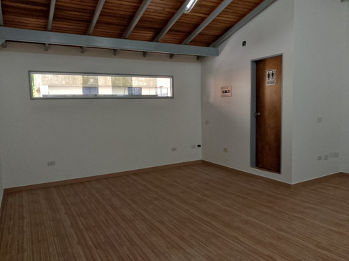 Alquiler Oficina Duplex En Barrio Obrero