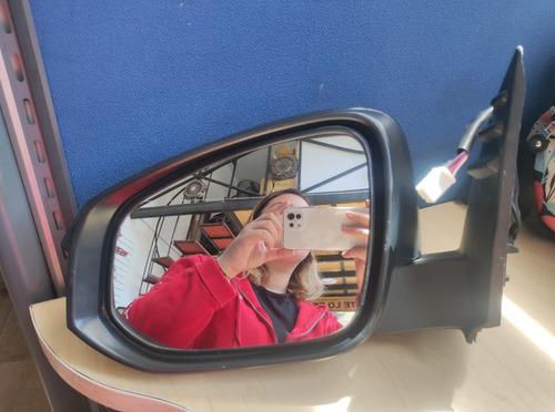 Espejo Izquierdo Con Luz Itermitente Toyota Hilux 2016-2024 (Usado)