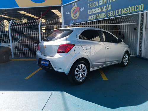 Chevrolet Onix Chevrolet Onix LT 1.4 8V FlexPower 5p Mec.