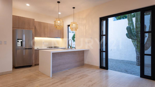 Casa En Venta En White Lotus En Cabo San Lucas