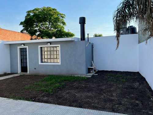 Imagen 17 de 24 de Casa - Ituzaingó Norte 4 Amb En Venta Casa Americana A Nuevo Sobre Lote Propio