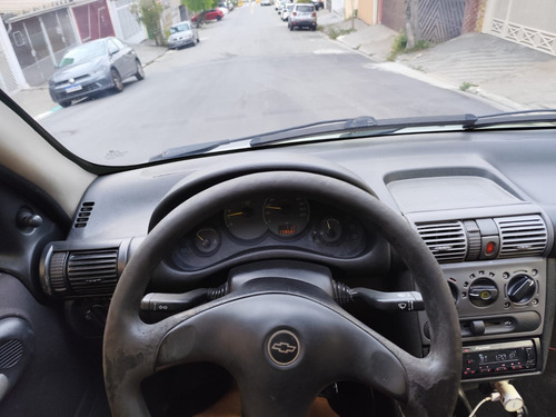 Chevrolet Corsa Classic 1.0 Life Flex Power 4p
