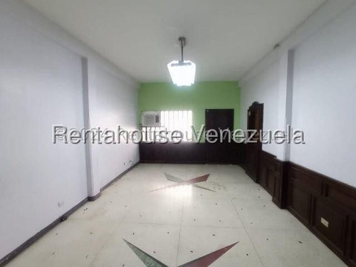 Casa Comercial En Alquiler En El Centro Barquisimeto Lara