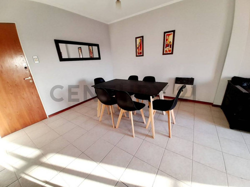 Venta De Departamento 2 Dormitorios En Centro, Santa Fe