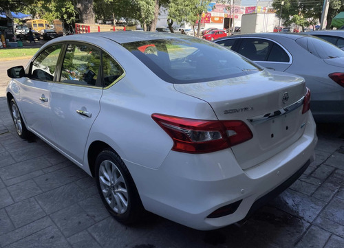 Nissan Sentra 1.8 Sense Cvt