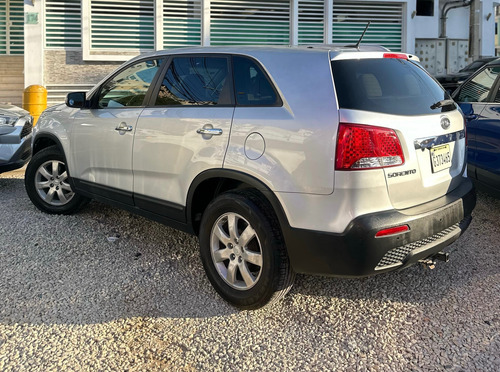Kia Sorento 2011 Motor Doch