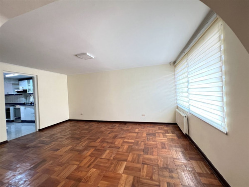 Casa En Arriendo De 3 Dorm. En Las Condes