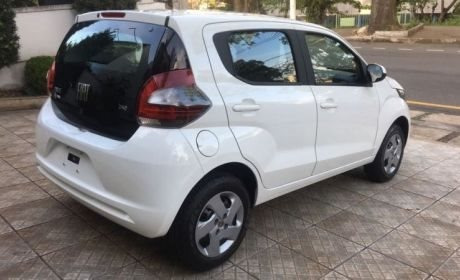 Fiat Mobi 1.0 8v Evo Flex Like. Manual