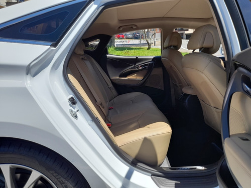 Imagem 8 de 16 de Hyundai Azera 3.0 V6 2017 Raridade O Mais Novo De São Paulo