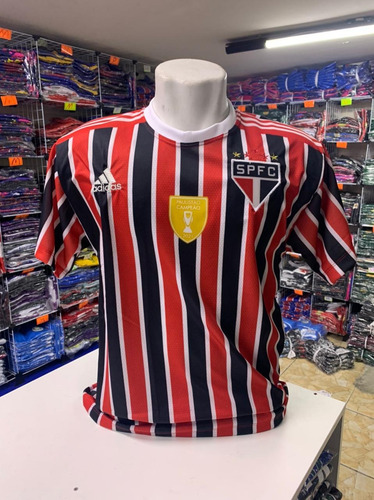 Imagem 3 de 5 de Tenho Vários Modelos De Camisetas No P M G Gg