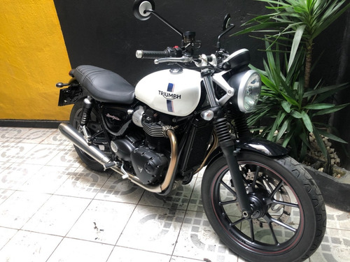 Imagem 2 de 9 de Triumph Street Twin 900 2019