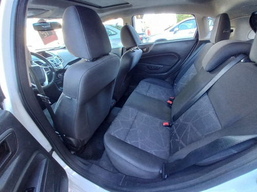 Imagen 11 de 14 de Ford Fiesta Kinectic