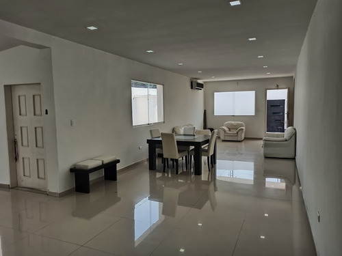 Imagen 2 de 30 de Se Vende Casa Moderno Trigal Norte Angela Betancourt 04125067379 04244900499 Lemc-463