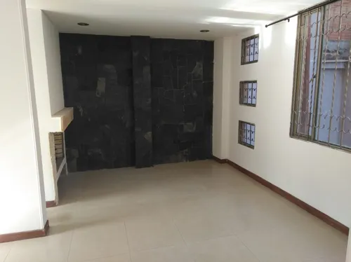 Casa 150 M 2 4 Alcobas, 3 Baños Chia Amplia Central