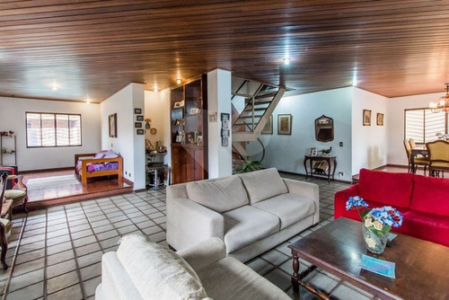 5 Suítes Em Local Bem Tranquilo - 375-im308906