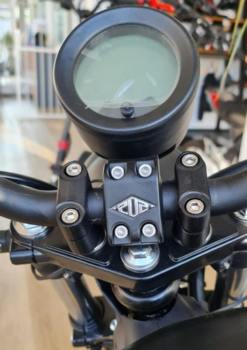 Imagen 10 de 18 de Keeway K-light 202 Av 1
