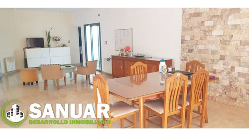 Imagen 2 de 8 de Vendo Casa 2 Dormitorios En El Golf De Villa Allende