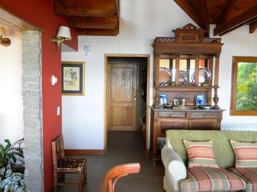Casa 3 Dormitorios Bariloche, Barrio Antu Hue Vista Panorámica Al Lago Nahuel Huapi Y La Cordillera