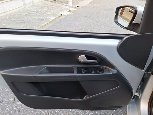 Volkswagen Up! 1.0 MPI MOVE UP 12V FLEX 4P AUTOMATIZADO