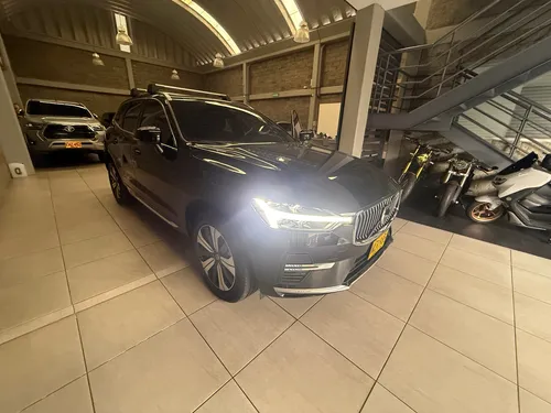 Volvo XC60 2.0 T8 Plus