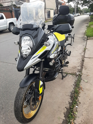 Suzuki Vstron 1000xt