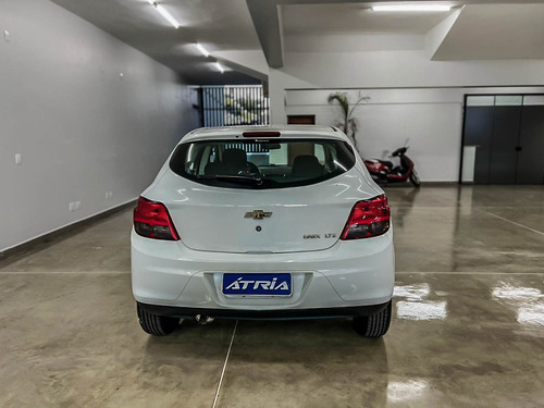 Chevrolet Onix HATCH LTZ 1.4 8V FlexPower 5p Aut.