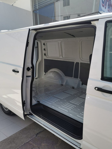 Imagen 6 de 15 de Volkswagen Transporter Tdi Cargo 2017