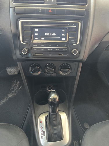 Volkswagen Vento 1.6 Starline At