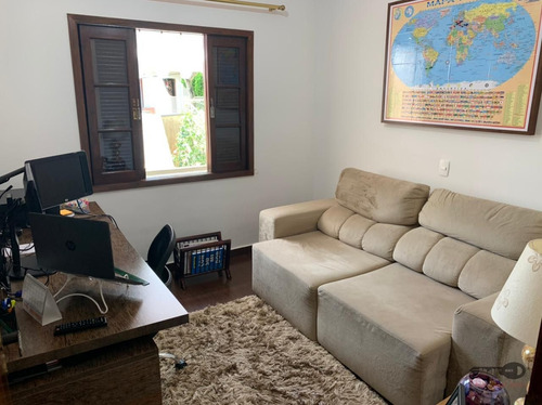 Imagem 2 de 26 de Linda Casa De 4 Domitórios - Mogi Das Cruzes - 70098