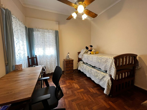 Venta Casa 4 Ambientes En Bernal