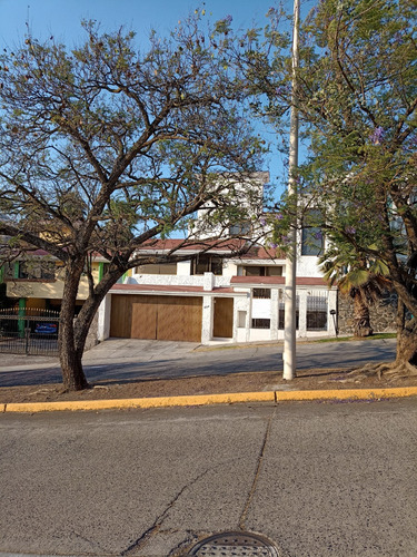 Residencia 3 Rec + Estudio + Oficina Independiente. Bugambilias