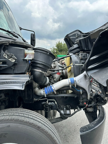 Camión Freightliner M2 2016 Nacional Torton Rabon