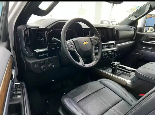 Chevrolet Silverado 5.3 V8 High Country