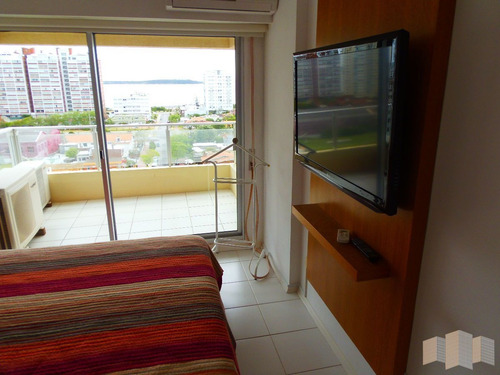 Imagen 11 de 30 de Apartamento En Punta Del Este, Brava