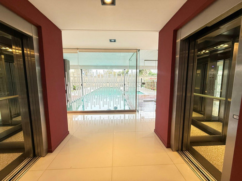 Departamento En Alquiler De 4 Ambientes Con Cochera Y Pileta