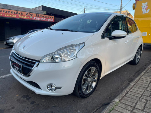 Peugeot 208 Griffe A