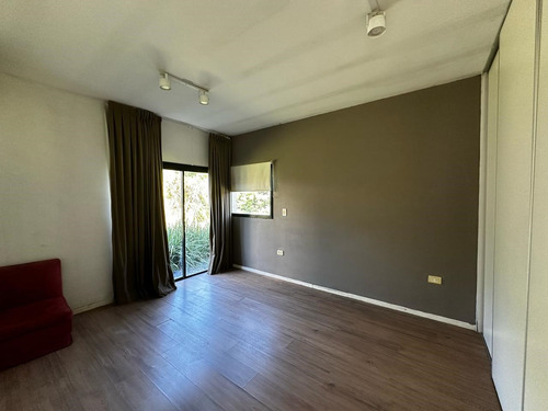 Casa En Venta En Santa Guadalupe, Pilar Del Este, Pilar