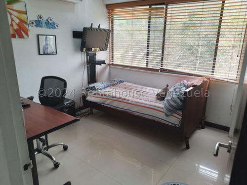 Ss: Vende Apartamento 24-25213 En Sorocaima De 167,38 M2, 3h/3b/3pe