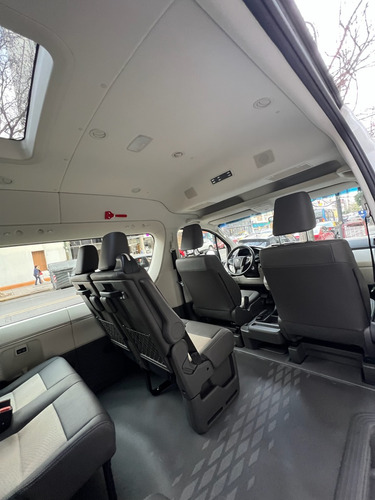 Toyota Hiace 2.8 Tdi Commuter 6at 14a