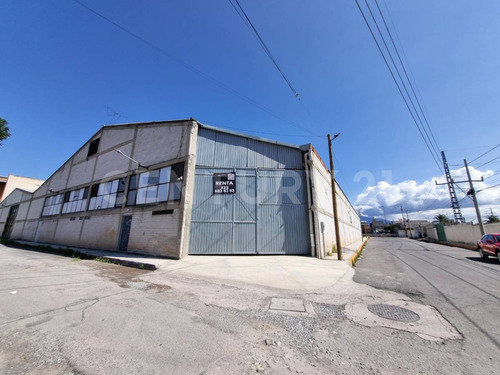 Renta De Bodega De 1960m2 En S. Ana Chiautempan, A Un Costado De Plaza Diamante!