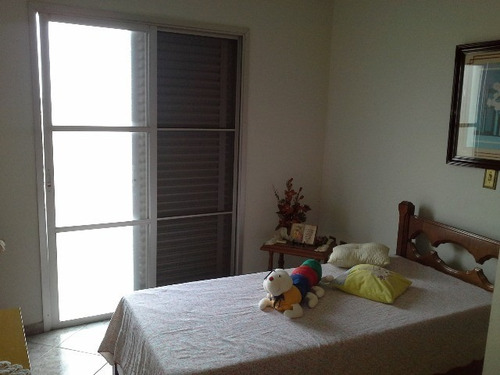 Imagem 13 de 30 de Vendo Excelente Casa No Jardim Paulista I Em Jundiaí, A Cem Metros Da Av. 9 De Julho, Quatro Dormitórios. - Ca00042 - 2451799