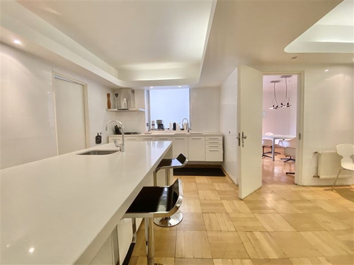 Departamento En Venta De 3 Dorm. En Santiago