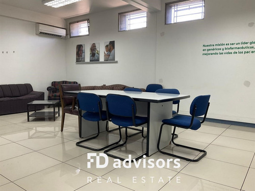 Arriendo Oficina + Bodega En Centro Logístico 607 M2, Ñu