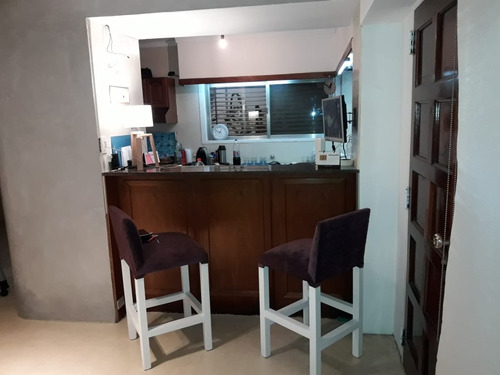 Chalet Reciclado A Nuevo 5 Ambientes Pisicina Zona Lomas