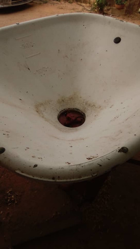 Imagen 2 de 4 de Abonadora Agrícola Tipo Trompo