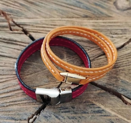 Bracelete Feminino De Couro Cor Rosa - Modo Uso Brechó
